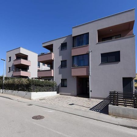 Апартаменти Novi Apartman Franka Задар Екстер'єр фото