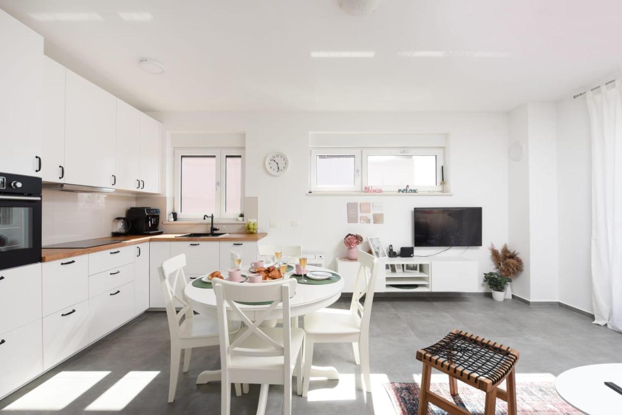 Апартаменти Novi Apartman Franka Задар Екстер'єр фото