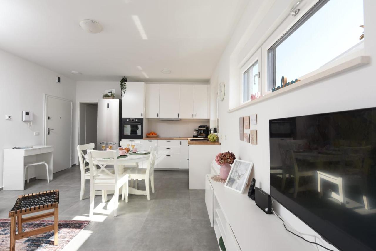 Апартаменти Novi Apartman Franka Задар Екстер'єр фото