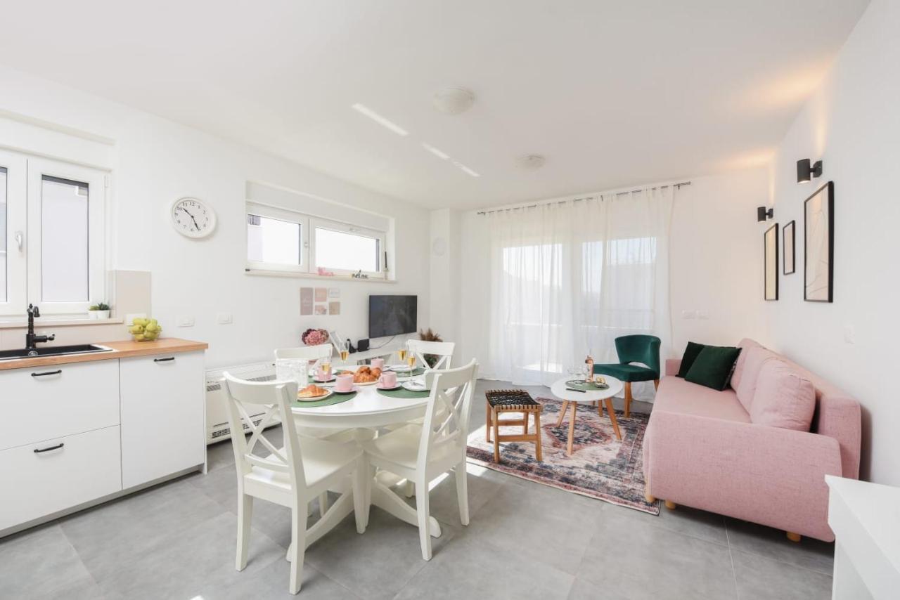 Апартаменти Novi Apartman Franka Задар Екстер'єр фото