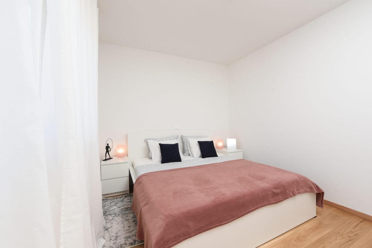 Апартаменти Novi Apartman Franka Задар Екстер'єр фото